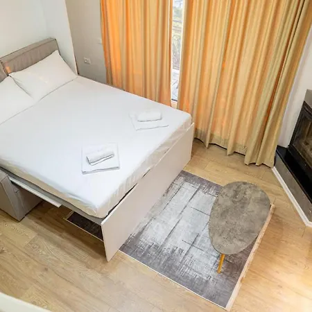 Premium Jonufer Vlorë