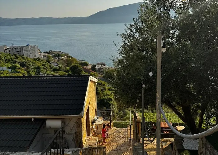 Apartment Premium Jonufer Vlorë
