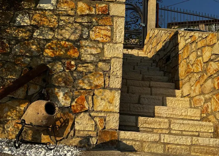 Premium Jonufer Vlorë